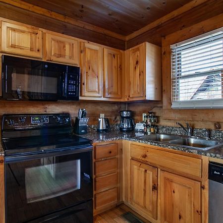 Home Sweet Hideaway Retreat Near Pigeon Forge Esterno foto