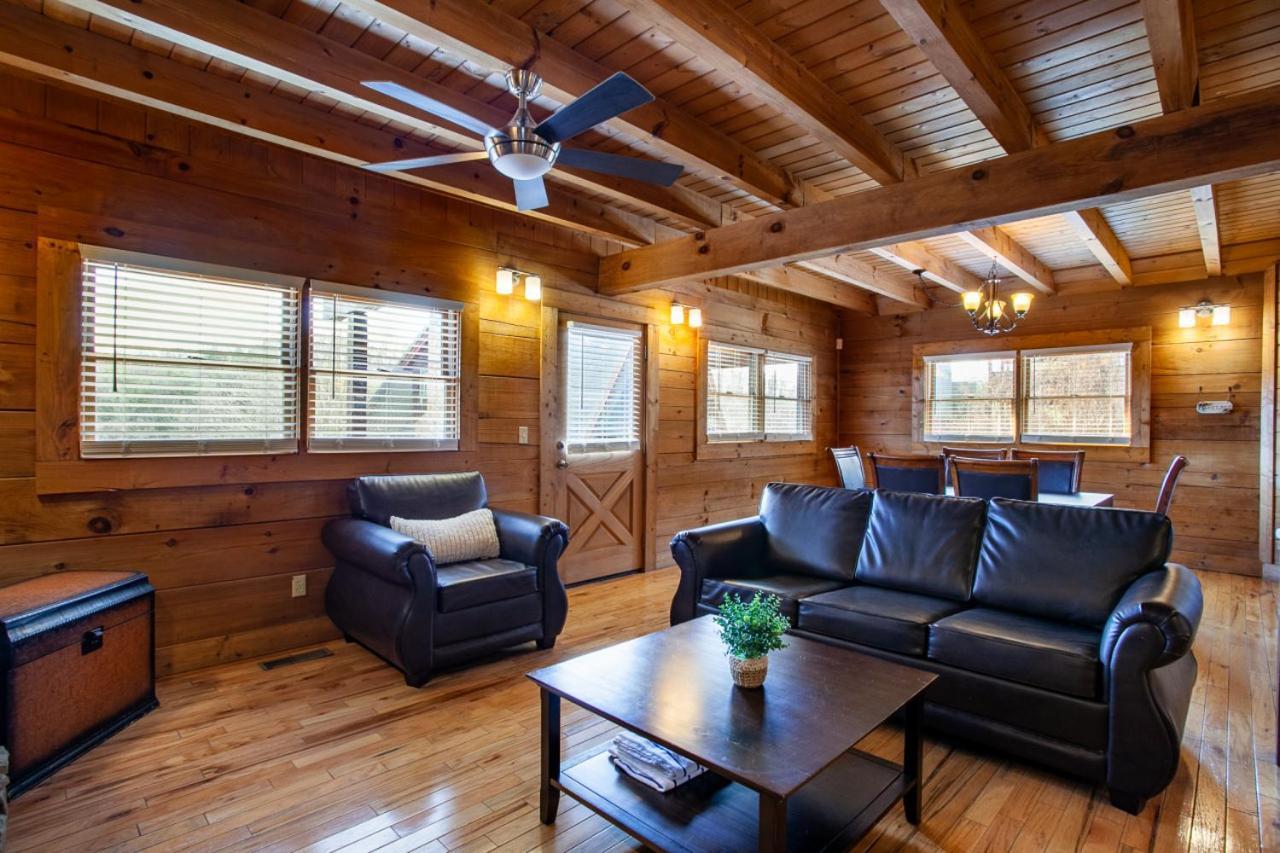 Home Sweet Hideaway Retreat Near Pigeon Forge Esterno foto