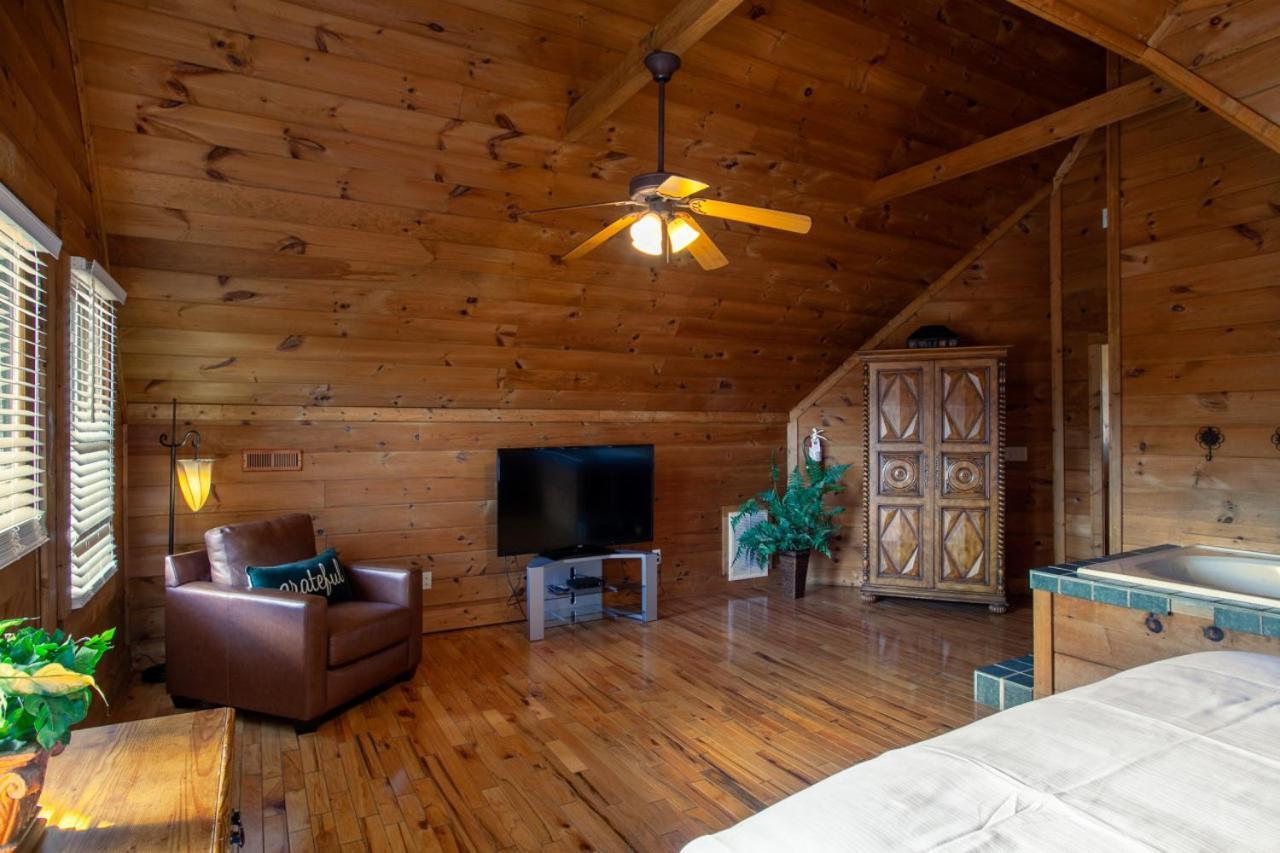 Home Sweet Hideaway Retreat Near Pigeon Forge Esterno foto